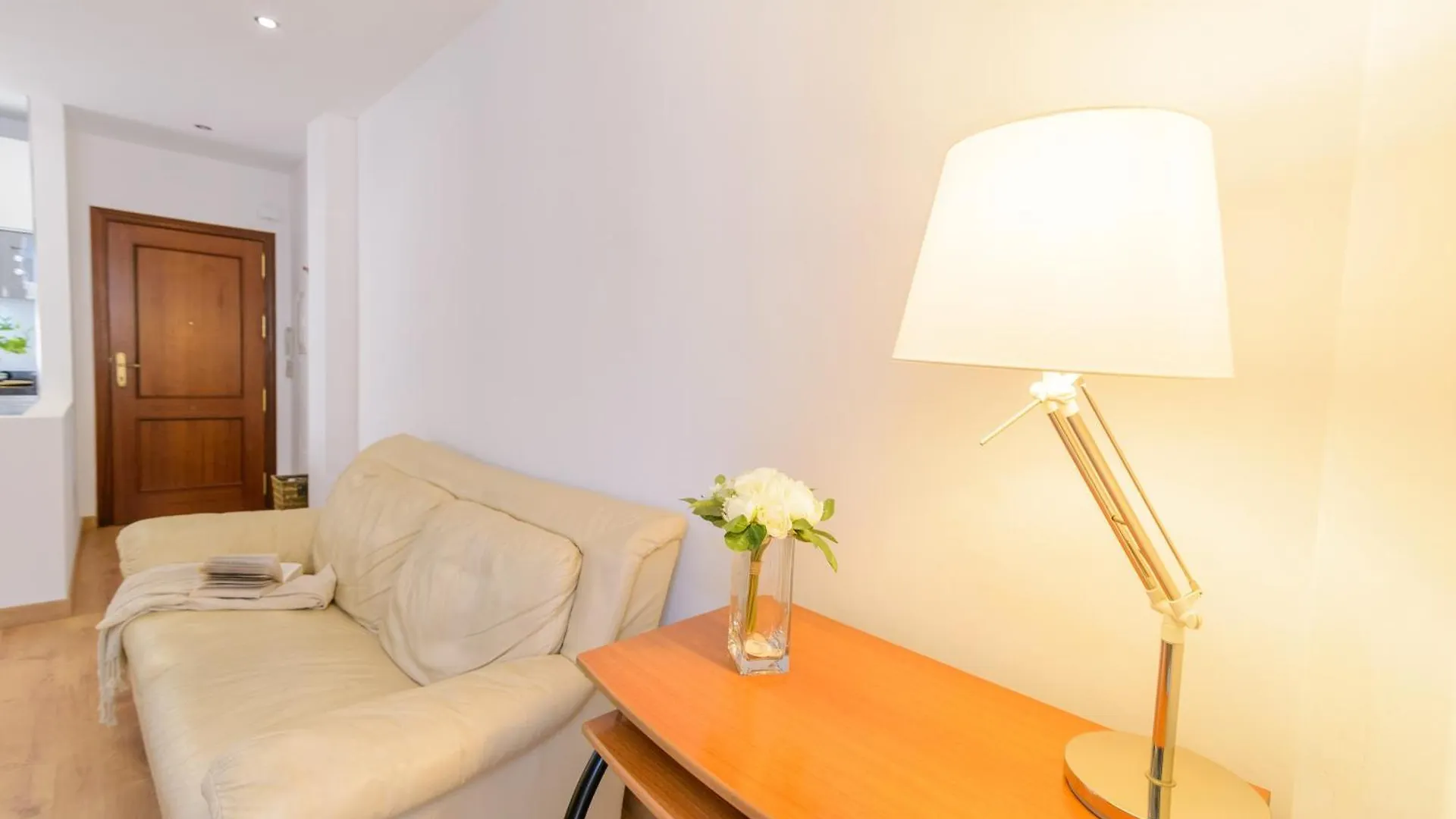 El Carmen Con Patio Y Parking Apartamento Málaga Espanha